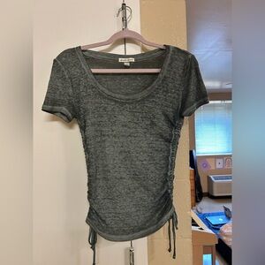 Derek Heart Olive Ruched Short Sleeve Top